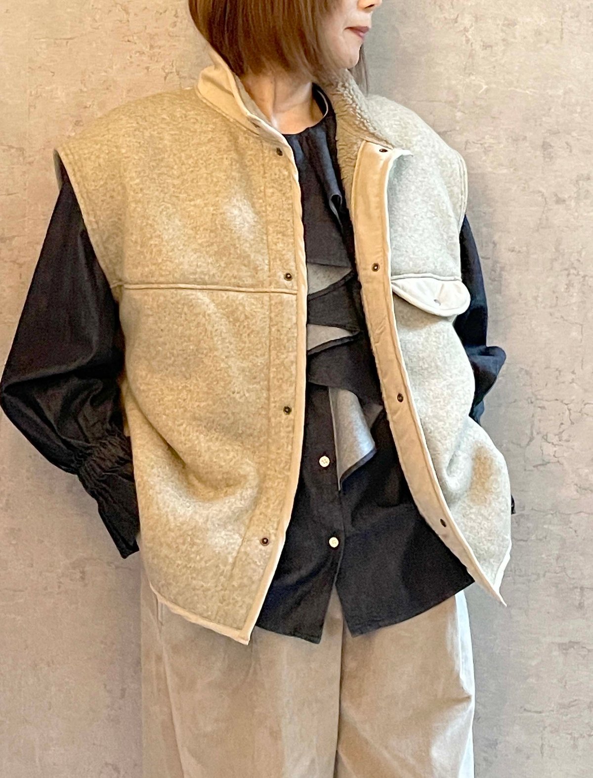 LABORATORY LA429 ANONYMOUS EVEREST VEST BEIGE |