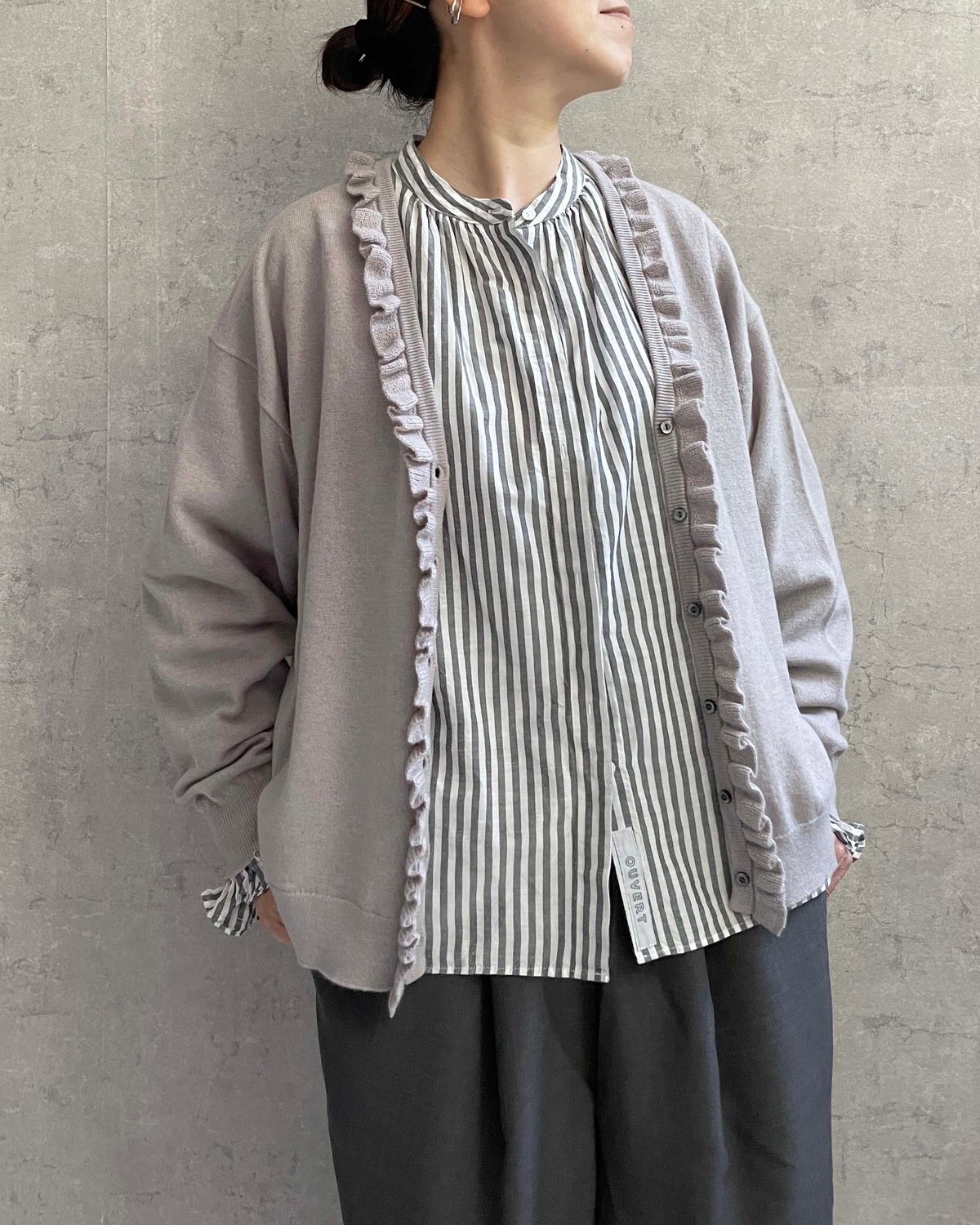 ハンズオブクリエイション　未使用品　メリノウール　フリル2ウェイカーディガン Hands of creation super merino ポイントフリル2wayカーディ