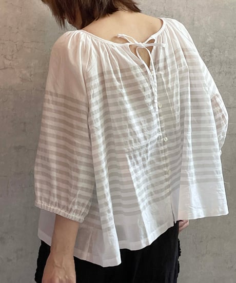 made in Japan　LABORATORY　LA470　バスクボーダー2WAYブラウス　WHITE×GRAY