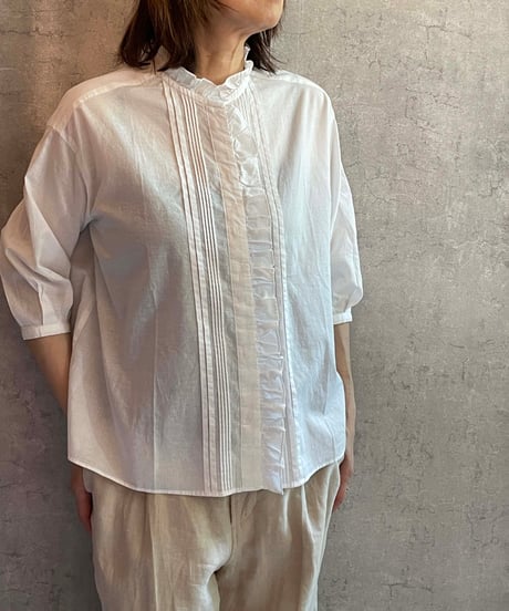 made in japan　Hands of creation  1620623　コットンリネンローンピンタックフリルブラウス　ホワイト
