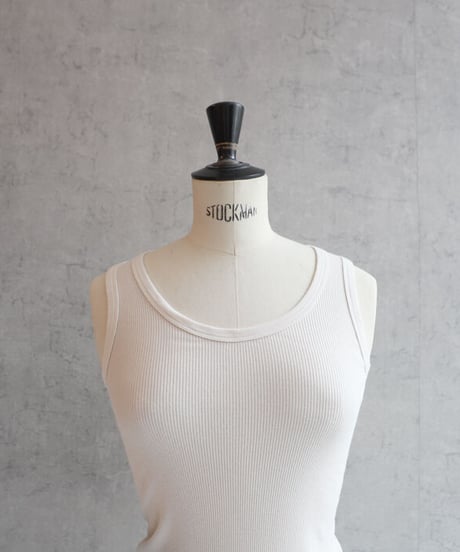 FABRIQUE en planète terre 　221-041　リブUネックタンク　WHITE