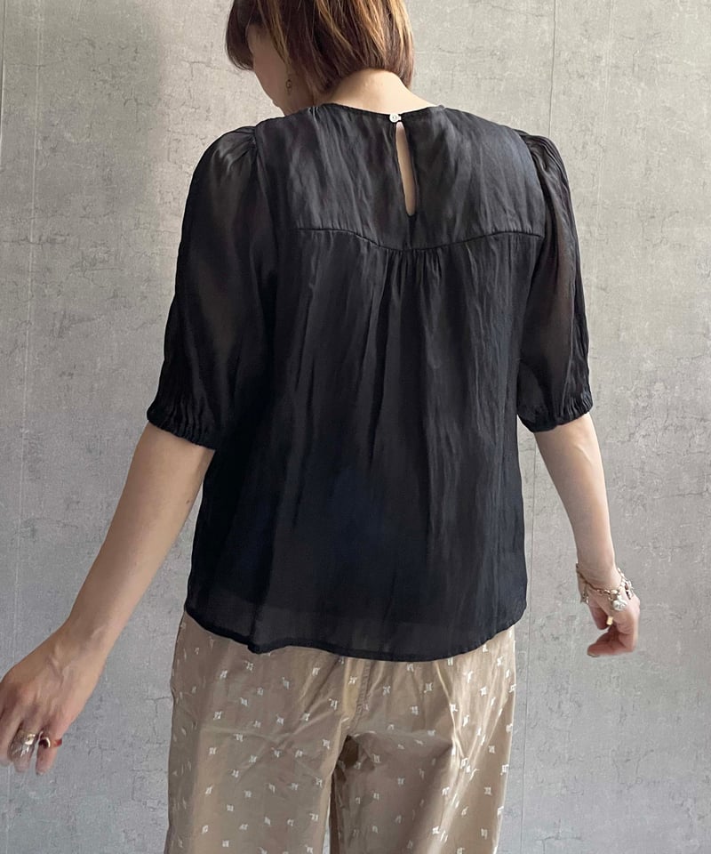 Gauze# (g)/  ストリングギャザーブラウス  Black Gauze (ガーゼ) ペインターギャザーブラウス