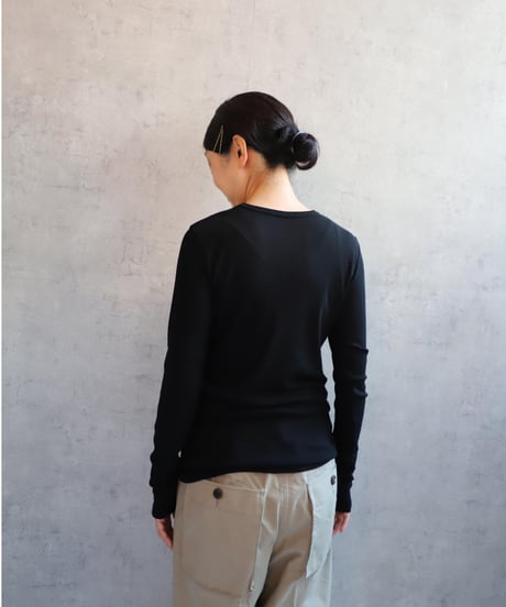 ROBE de PEAU  R189　クルーネックプルオーバー　BLACK