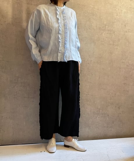Hands of creation　1610612　Linen/Ra/chambrayプチスタンドタックフリルブラウス　サックス