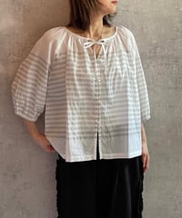 made in Japan　LABORATORY　LA470　バスクボーダー2WAYブラウス　WHITE×GRAY