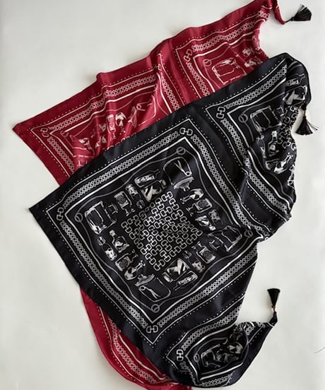 DG-0254 トライアングルスカーフ DARK RED/ DARK NAVYの２カラー