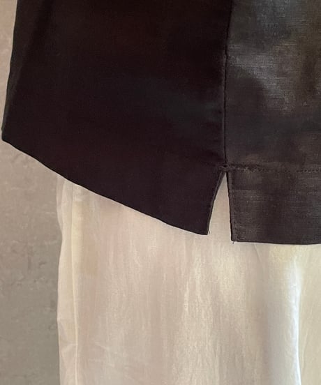 made in Japan   FABRIQUE en planète terre  261-084 フロントタック　5分袖ブラウス　BLACK