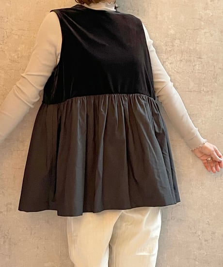ROBE de PEAU  R 332　SNOW VELOUR SLEEVELESS　PULLOVER     BLACK