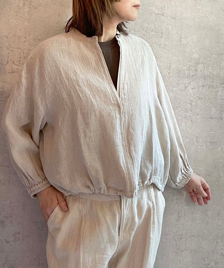 made in japan　Hands of creation  1620628　ワッシャークロスジップアップオーバーブラウス　ベージュ