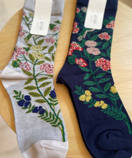 ande　11320551 FLOWER SOCKS２色