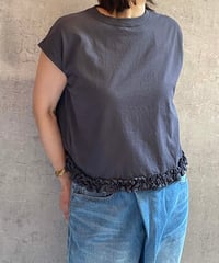 made in japan　Hands of creation  1620833 天竺ヘムフリルTee　スミクロ
