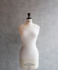 FABRIQUE en planète terre 　221-041　リブUネックタンク　WHITE