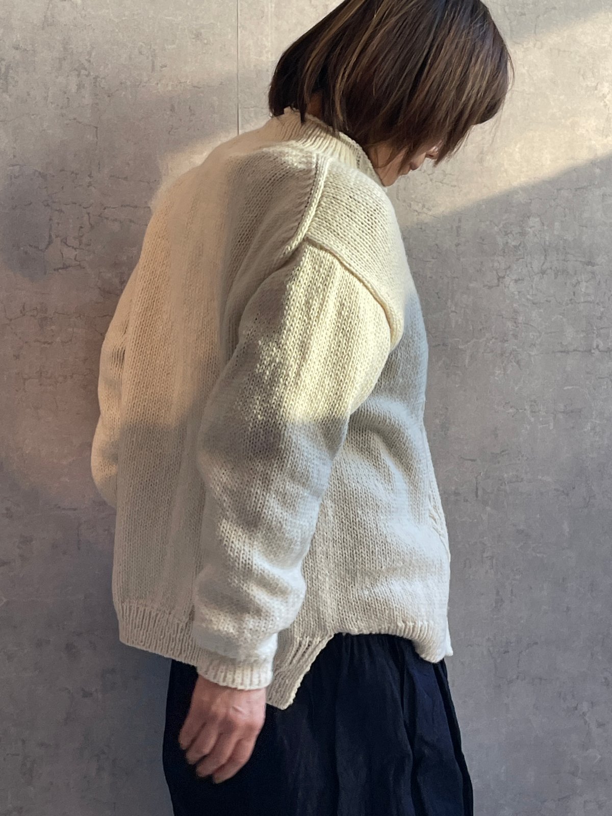 Hands of creation 1540723 ペルーのローゲージニット家庭機細ケーブル