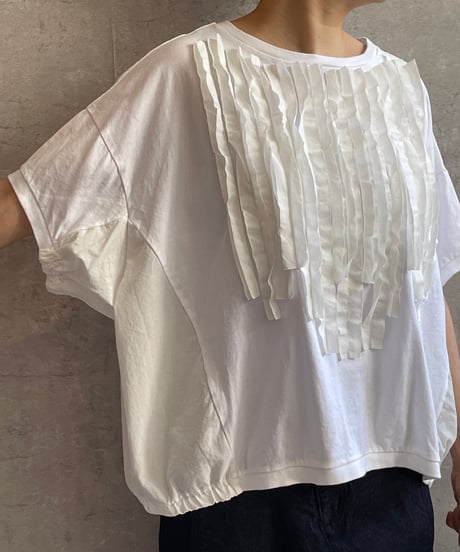 In trace(イントレース）8T010kh　クラッシュキルトTEE　ホワイト×ホワイト