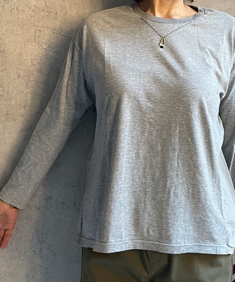 tsukinowa 　TT065　 ロングスリーブのアクセサリーTee