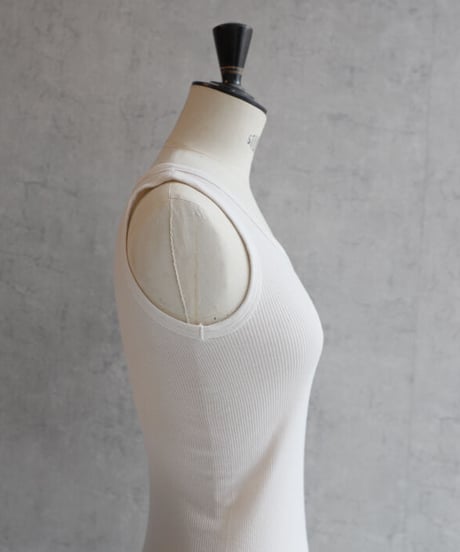 FABRIQUE en planète terre 　221-041　リブUネックタンク　WHITE