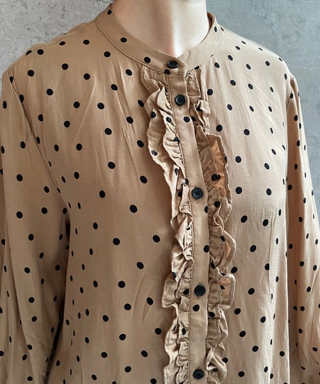 ROBE de PEAU  R247　ドットラッフルブラウス　beige
