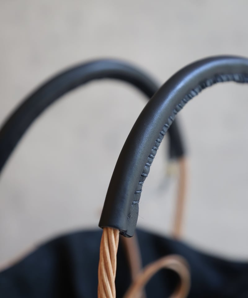tsukinowa TG026 tsukinowaxnuppu手編みのカゴBAG・籐柿渋 tsukinowa TG026 tsukinowaxnuppu手編みのカゴBAG・籐柿渋