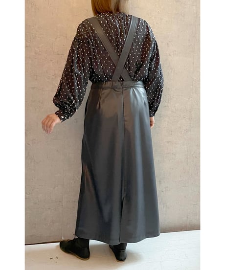 IKITSUKE　　111−54252 eco LEATHERの胸当てスカート