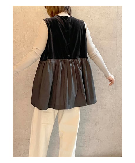 ROBE de PEAU  R 332　SNOW VELOUR SLEEVELESS　PULLOVER     BLACK