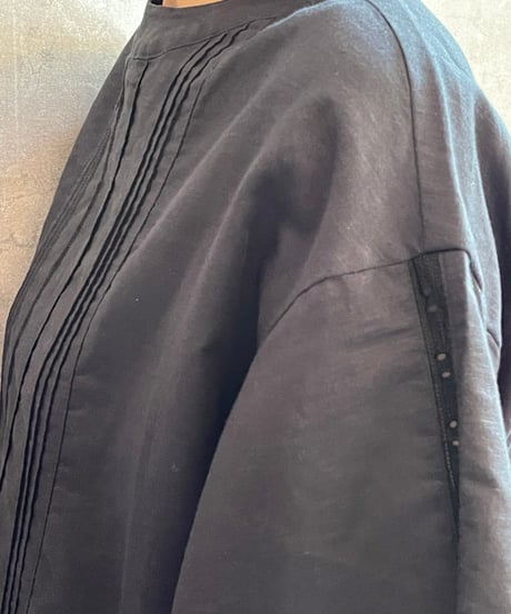 made in Japan   FABRIQUE en planète terre  261-084 フロントタック　5分袖ブラウス　BLACK