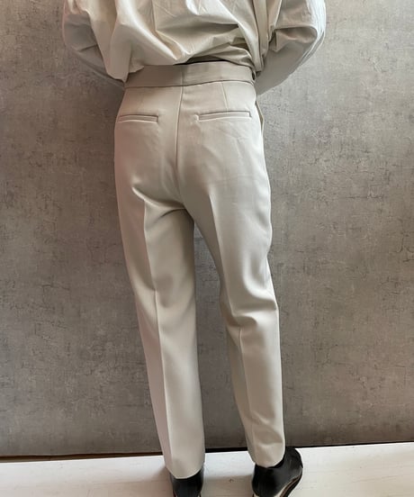chouette テーパードタックパンツ　FOXGREY