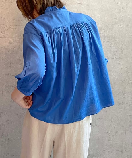 made in japan　Hands of creation  1620623　コットンリネンローンピンタックフリルブラウス　ブルー