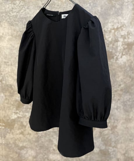 Bilitis dix-sept ans  　2911-867　 LittleBlackBlouse４　パフスリーブブラウス
