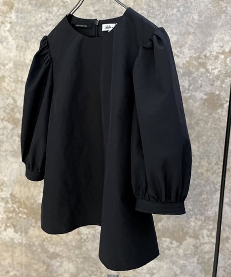 Bilitis dix-sept ans  　2911-867　 LittleBlackBlouse４　パフスリーブブラウス