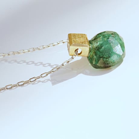 Acchi【Primitive】Emerald  /Necklace
