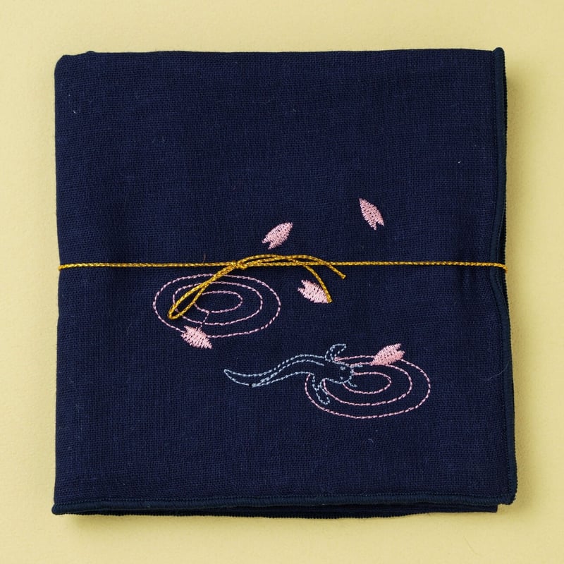 ハンカチ ～なまずちゃん・夜桜～ | 退蔵院 Online Store