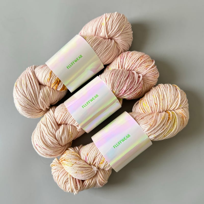 FLUFFWEAR - SUPER WASH MERINO WOOL YARN - SILK（