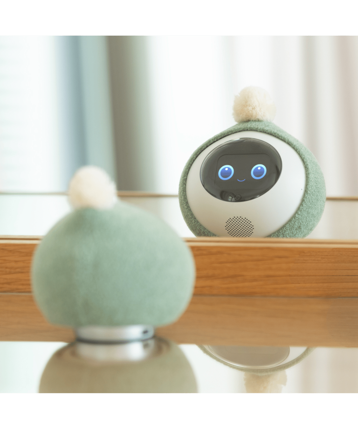 Romi【ロミィ】 Lacatanモデル ナチュラルホワイト | Robot