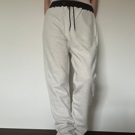 SWEATPANTS