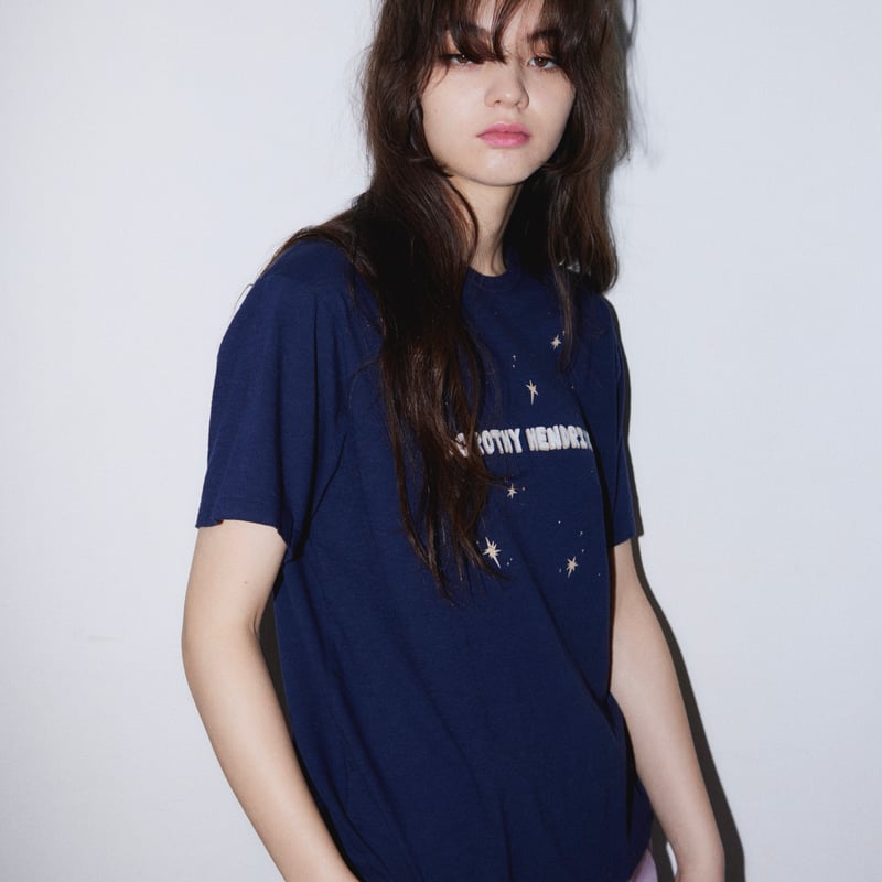 GLITTER PRINT TEE | Dorothy Hendricks