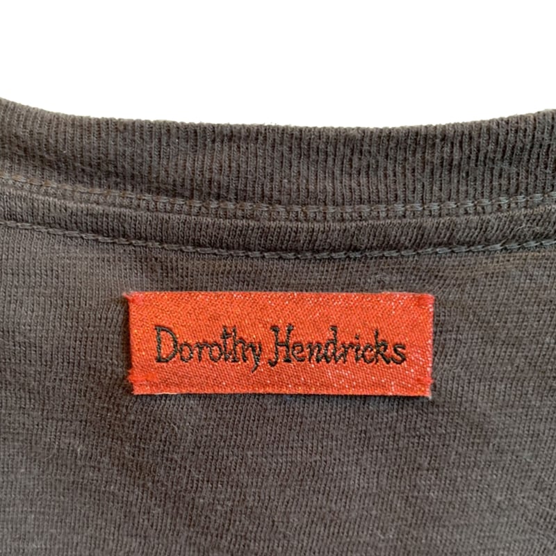 GLITTER PRINT TEE | Dorothy Hendricks