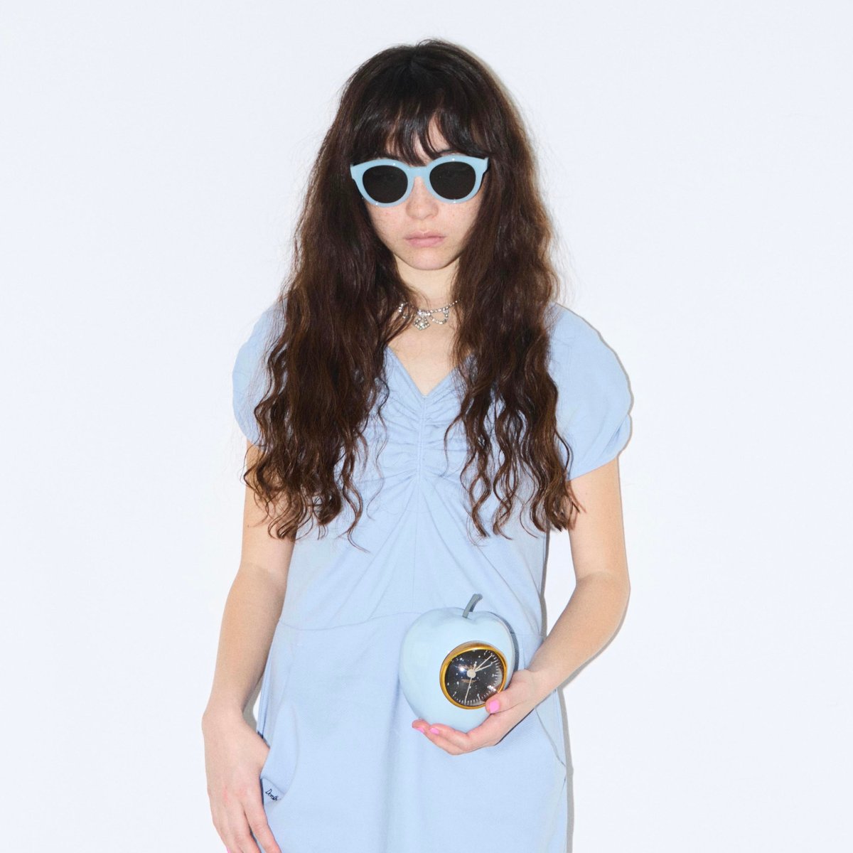 GILAPPLE CLOCK | Dorothy Hendricks