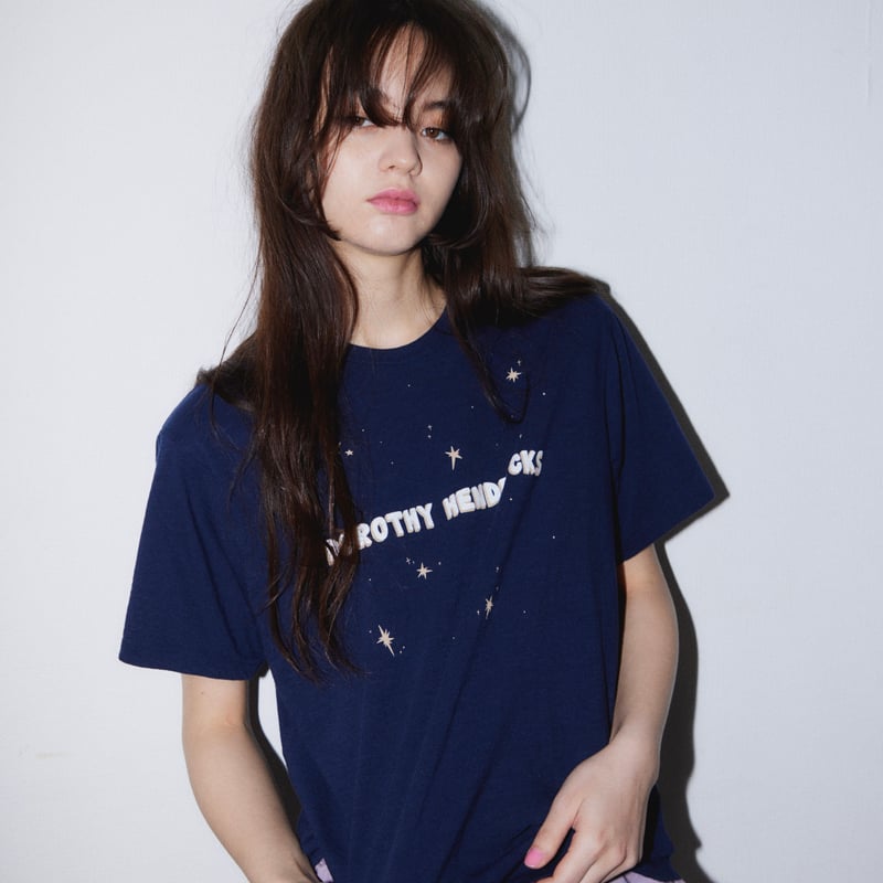 DOROTHY HENDRICKS Tシャツ　レディース　パープル GLITTER PRINT TEE | Dorothy Hendricks