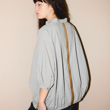 BACK ZIPPER SHIRT
