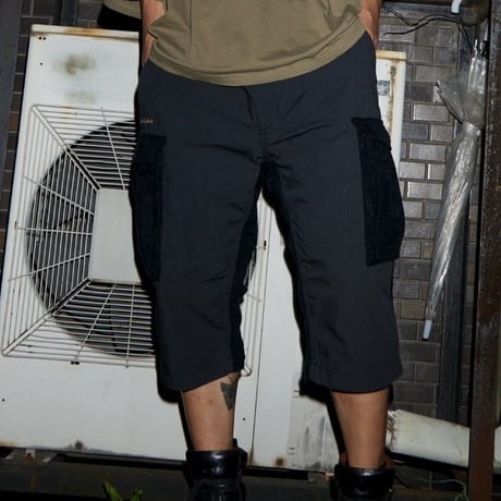 HALF CARGO PANTS