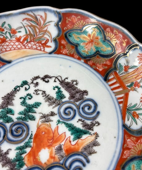 明治時代 古伊万里 金彩 赤絵 鯉草花文図 大皿 取り皿 飾り皿 和食器 陶器 骨董品 アンティーク