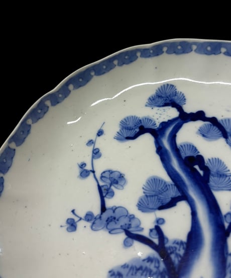 古伊万里 印判皿 梅 松 染付 明治 丸皿 盛り皿 飾り皿 古伊万里 古美術 和食器 骨董品 アンティーク