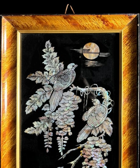 螺鈿細工 額装【鳥月トンボ草花絵】螺鈿 絵画 韓国美術 壁掛 額 色絵 古美術 アンティーク コレクション
