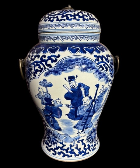 中国現地買付 蓋付き 丸壺 [草花文仙人人物絵] 中国雑貨 壺 フラワーベース 花瓶 花入れ 花器 陶器 中国 古美術 骨董品 アンティーク