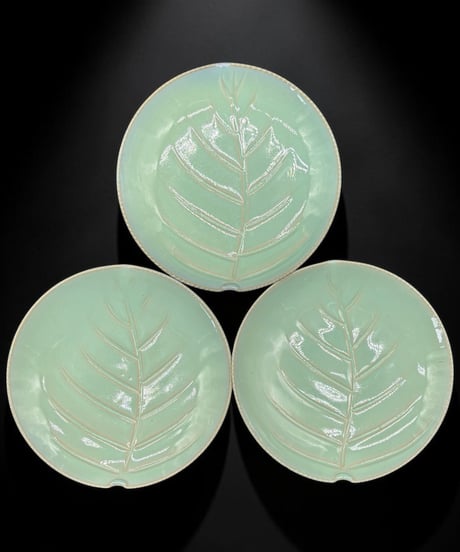 【3客セット】 美濃焼 緑釉 葉形皿 平皿 小皿 葉 リーフ皿 盛り皿 飾皿 和食器 時代物 骨董品 アンティーク