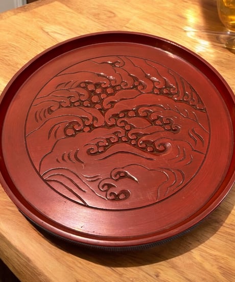 鎌倉彫 漆器 丸盆 波 天然木 お盆 菓子盆 トレー 盆 漆 骨董品 アンティーク