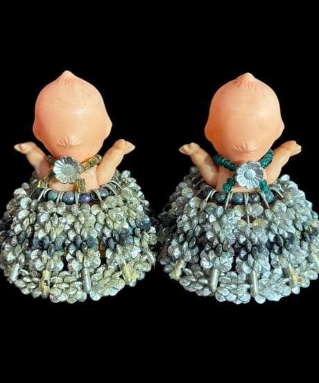 【2体セット】キューピー人形 ハンドメイド ドレス ビーズ作品 インテリア コレクション 置物 オブジェ 骨董品 アンティーク