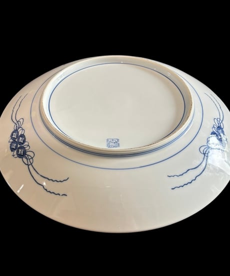 染付 丸皿 [山水 松図] 作家物 丸大皿 中皿 取り皿 盛り皿 飾り皿 絵皿 和食器 骨董品 アンティーク