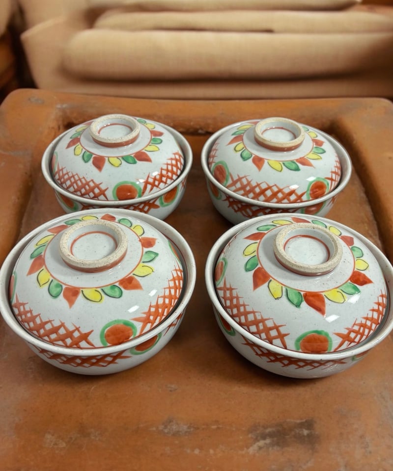蓋物■紅葉 蓋茶碗 赤絵染付 蓋器(江戸後期～明治期) 鳩居堂 蓋鉢 時代 骨董 明治時代頃の赤絵蓋付き茶碗 菊模様