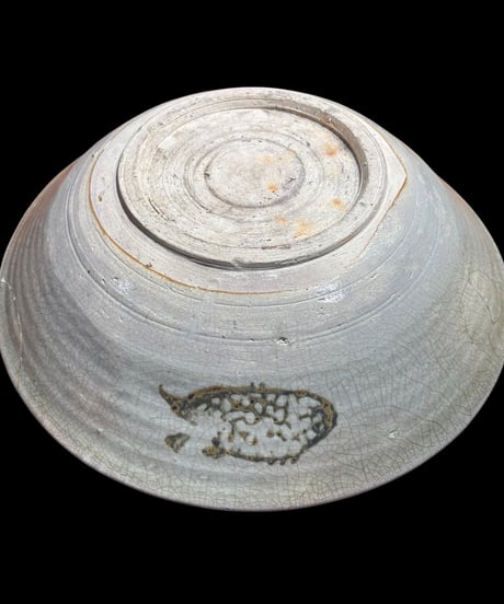 中国 徳化 印判 魚文 丸皿 飾皿 継ぎ目有 焼物 陶器 時代物 和食器 骨董品 アンティーク